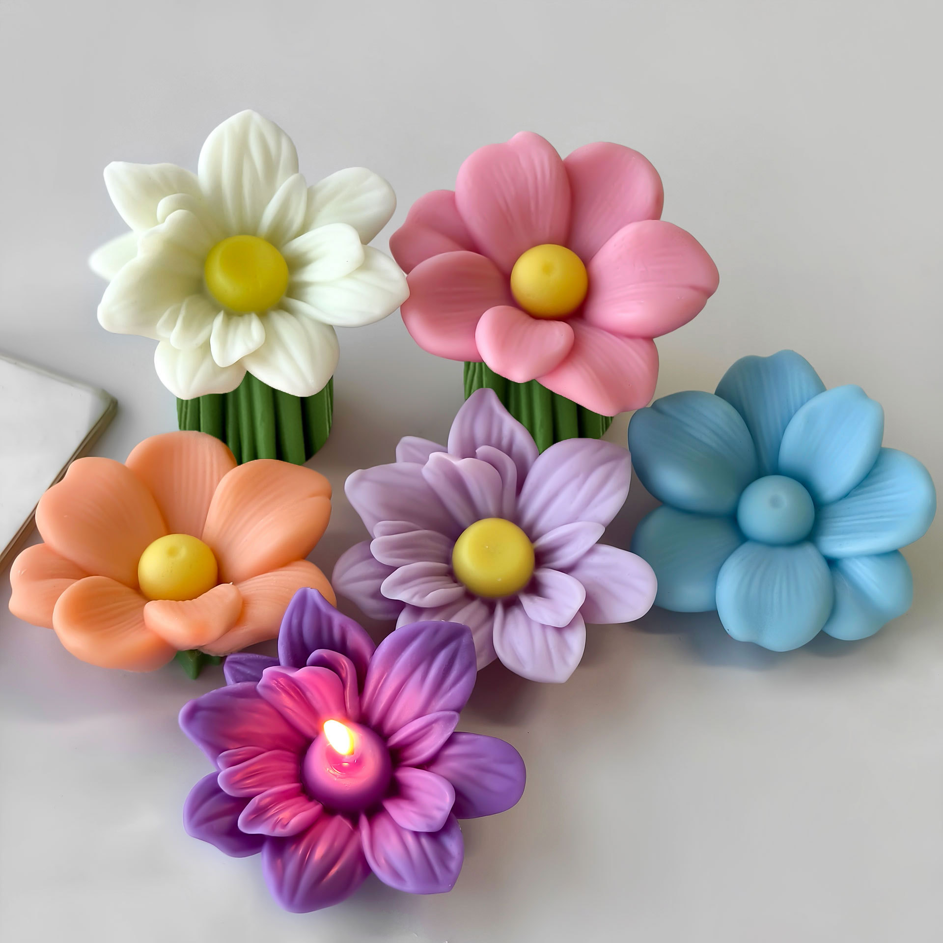 Candle Making Party - DIY Flowers Aroma Candle Silicone Mold